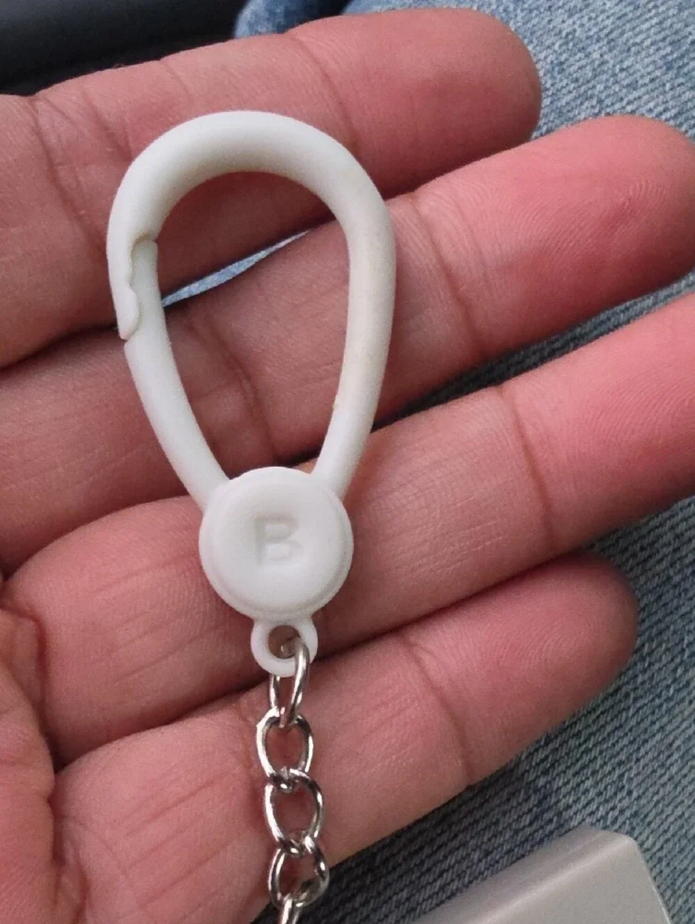 Nintendo Mini Retro Controller Keychain in White, Gray & Red